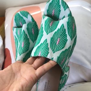 Cute summer leaf mule shoes